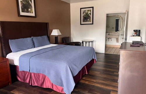 San Augustine Hotel | Budget Inn By OYO San Augustine