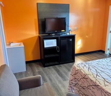 Priceville Hotel | Budget Inn Decatur Priceville