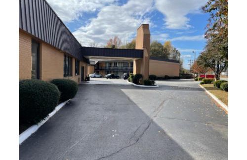 Gantt Hotel | Budget Inn Greenville By Hotel O I-85