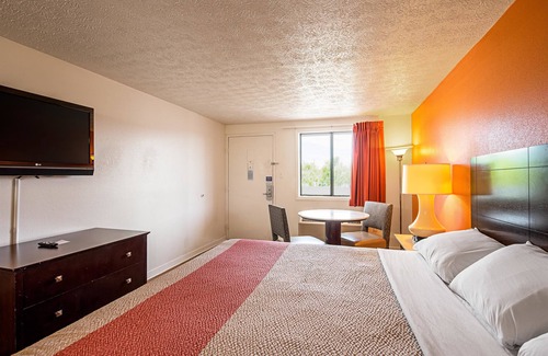 Willoughby Spit Hotel | Budget Inn Norfolk Va
