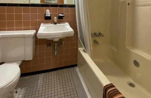 Liberty Hotel | Budget Inn