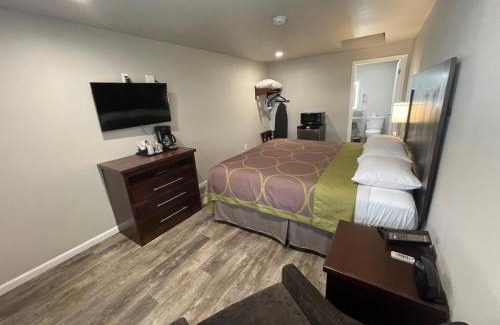 Bethel-Danebo Hotel | Budget Lodge Eugene - Airport
