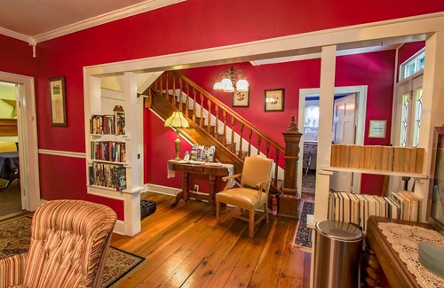 West Jefferson Bed & Breakfast | Buffalo Tavern Bed & Breakfast
