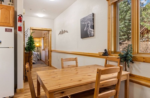 Fall River Estates Condo | Bugle Pointe A02 (HT)