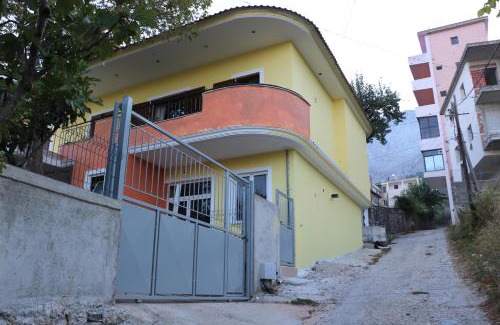 Libohove House | Bujtina DHULI