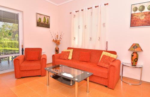 Bryastovets House | BulgariaVilla - Sunny Hills Villas