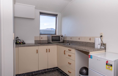Westport Hotel | Buller Bridge Motel