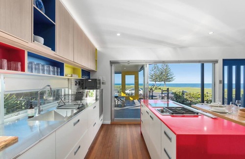 Bulli House | Bulli Escape Bright Beachfront Stay and Scenic Views