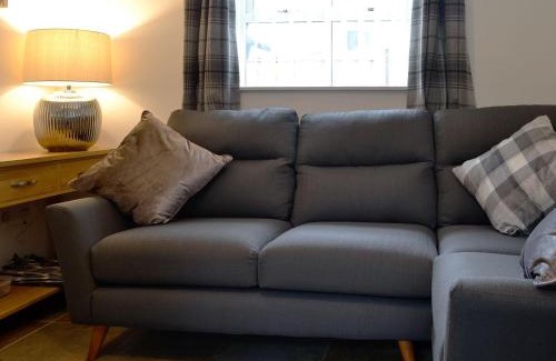 Consett House | Bullions Farm Cottage