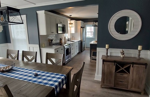 North Berwick House | Bullseye modern farm house 15 minutes to Ogunquit.n
