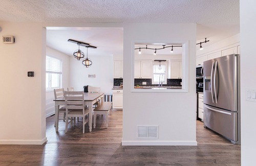 Fairport House | Bullzeye 3Bed2Bath, Full Townhome, Gameroom