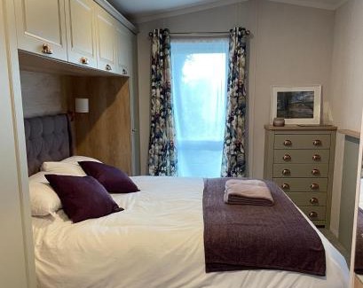 Woodfalls Apartment | Bumble Lodge New Forest