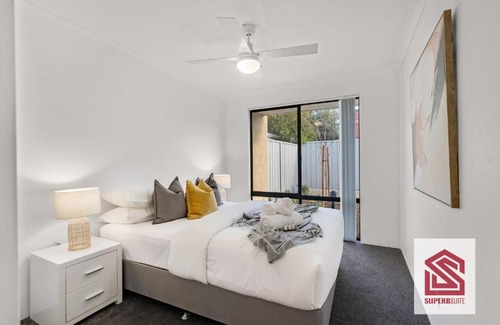 South Bunbury House | Bunbury Beach Splendor Modern Coastal Home