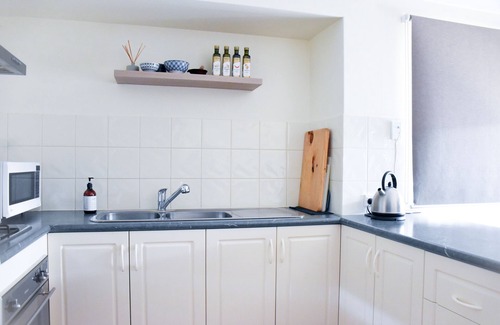 South Bunbury Apartment | Bunbury Holiday/Contractors Unit/Short, Mid and Long Stay Unit