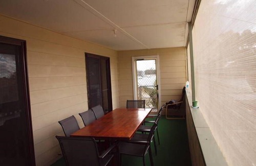 Bundalong House | Bundy of Bundalong !