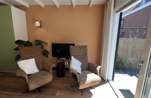 Ouddorp House | Bungalow ∙ 1 bedroom ∙ 2 guests