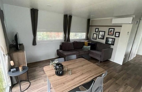 Biddinghuizen House | Bungalow ∙ 2 bedrooms ∙ 4 guests