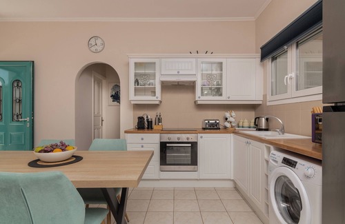 Kalamaki Apartment | Bungalow, 3 minutes walk from Kalamaki beach with private pool new for 2024.