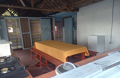Foulpointe House | Bungalow 6 à 8 Personnes sur la Plage de Foulpointe