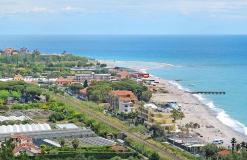 Villanova d'Albenga House | Bungalow A (AEG400) by Interhome