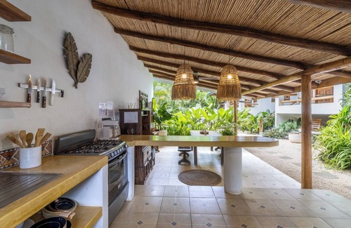 Playa Santa Teresa House | Bungalow Armonia - Perfect Getaway!