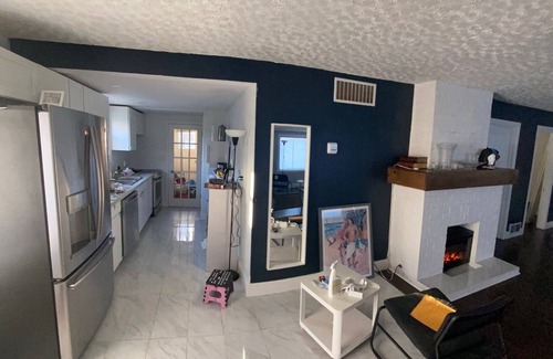 Fort Erie House | Bungalow close 2 Lake Erie: 3 beds/2 full bathrooms/big living room/kitchen/deck