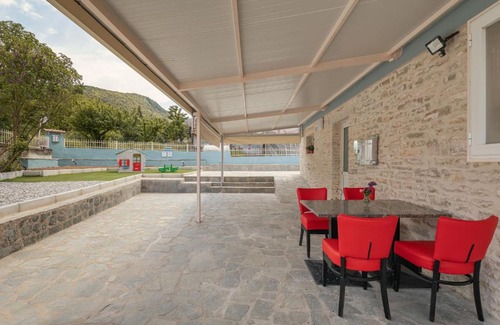 Dodoni House | Bungalow Episkopiko