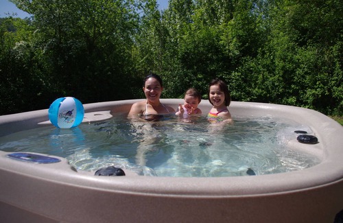 Martres-Tolosane Ski Chalet | Bungalow "Espacio" with private space for 5 persons