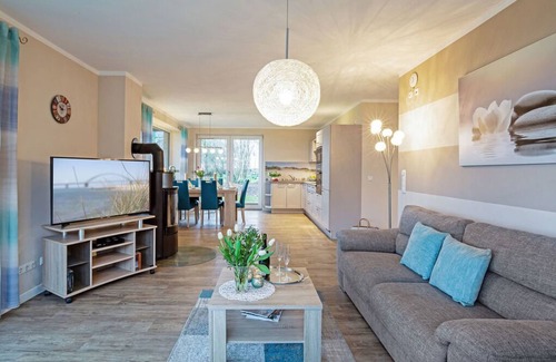 Klausdorf House | Bungalow for 5 guests with 94m² in Fehmarn OT Klausdorf (55101)