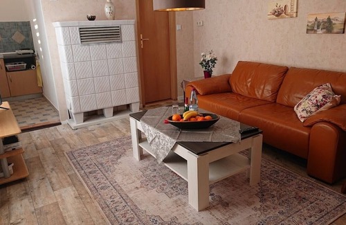 Herrenhof House | Bungalow for 2 guests with 50m² in Herrenhof (175502)
