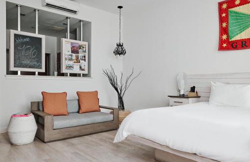 Long Branch Hotel | Bungalow Hotel