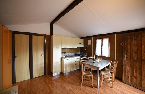Villanova d'Albenga House | Bungalow in Ferienresidenz mit Pool