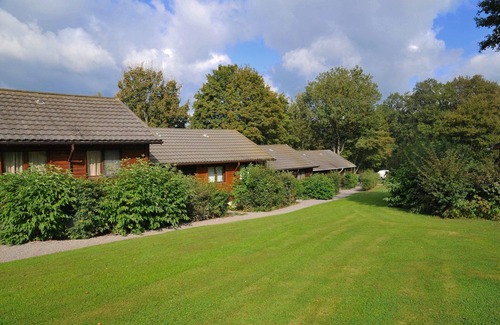 Jupille House | Bungalow in Belgium near Green Hills
