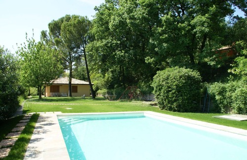 Garda House | Bungalow in Garda with Pool & Wine Nearby