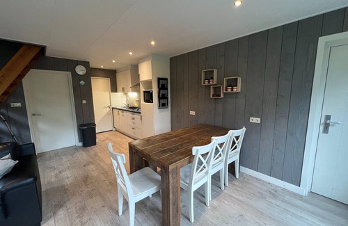 Stramproy House | Bungalow in Limburg near Nature Reserve