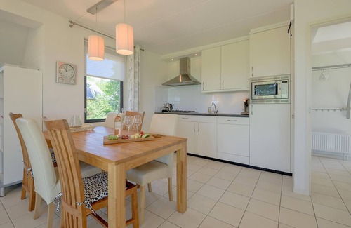 Sondel House | Bungalow in Sondel near Slotermeer Lake