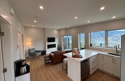 Okanagan-Similkameen House | Bungalow in the Bluffs