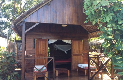 Hell-Ville House | Bungalow in the Garden of Eden