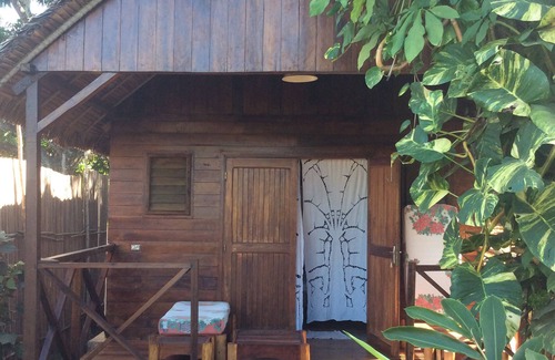 Hell-Ville House | Bungalow in the Garden of Eden