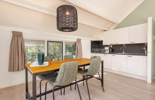 Krachtighuizen House | Bungalow in Veluwe Nature Park Retreat