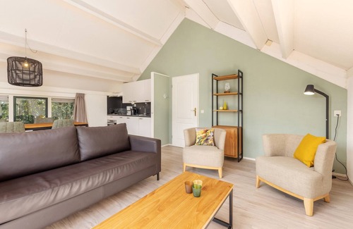 Krachtighuizen House | Bungalow in Veluwe Nature Park Retreat
