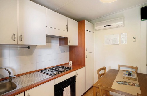 San Bartolomeo al Mare Apartment | Bungalow 'B' with Wi-Fi and Air Conditioning