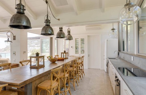 Clifton Villa | Bungalow Kloof - Four Bedroom Villa, Sleeps 8
