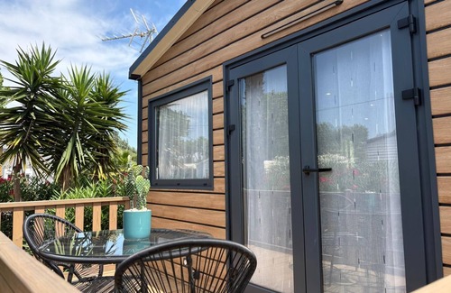 Serignan House | Bungalow Prestige Sum