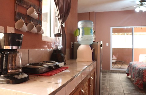 La Manzanilla Hotel | Bungalows Casa Blanca