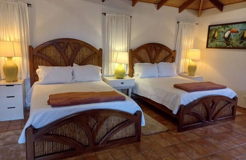 Garabito House | BUNGALOWS SANLAZ