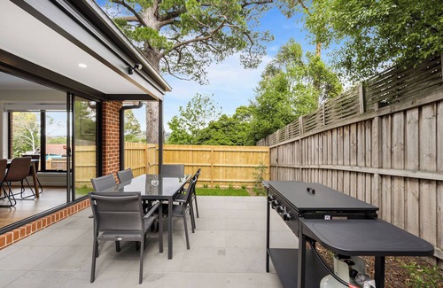 Croydon Villa | Bungunyah Apartments: 2 Bedroom Yarrabee Villa