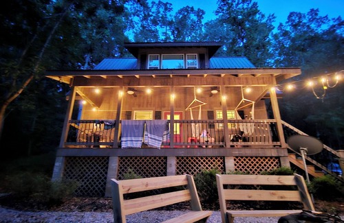 Toccoa House | Bunk/Game Room, Near Lake, Pet Friendly, Firepit, FUN!
