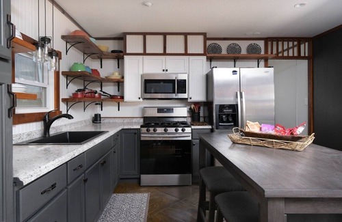 Canyon House | Bunker Haven: Relaxation Escape