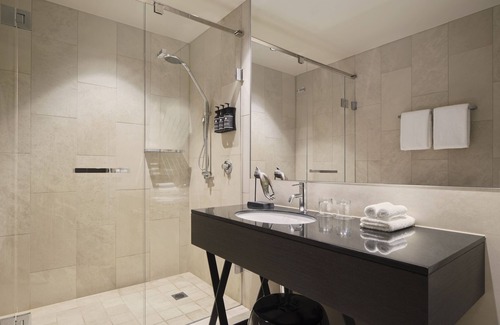 Capital Hill Hotel | Burbury Hotel & Apartments
